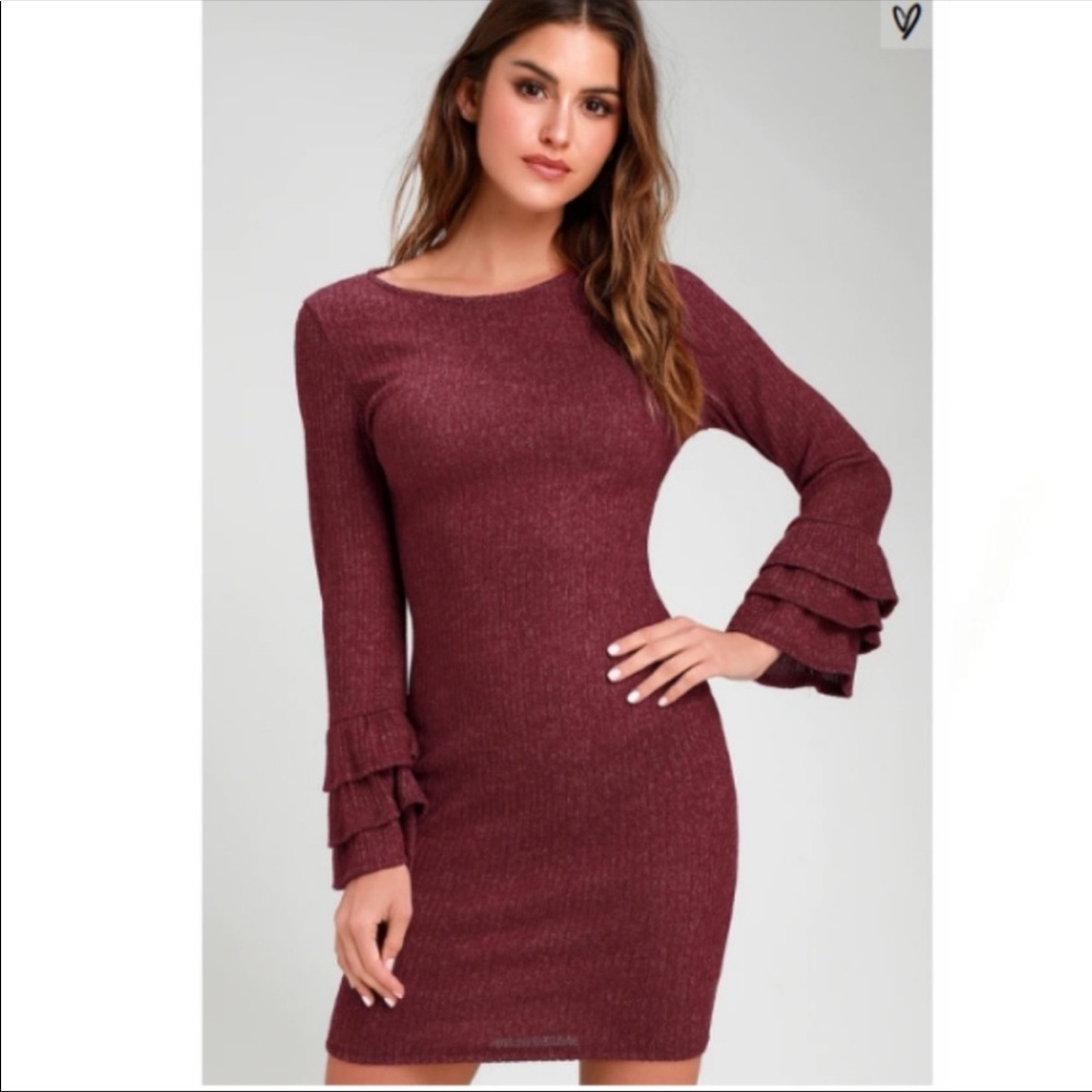 NWOT Lulu's Flounce Sleeve Bodycon Sweater Dress